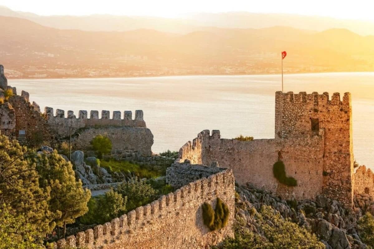 Burg von Alanya – private VIP-Tour ab Antalya