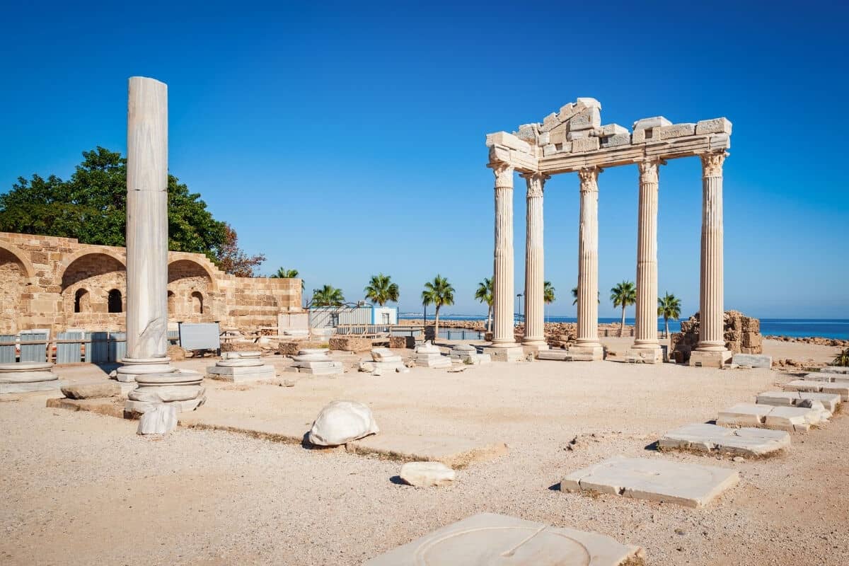 Antikes Side – private VIP-Tour ab Antalya
